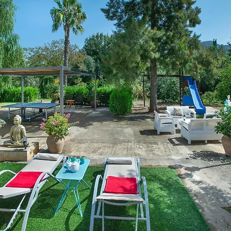 Villa Les Oliveres Vall De Colonya By Vintage Travel